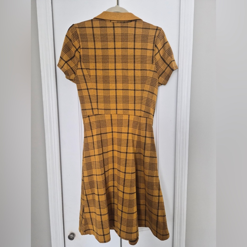 Universal Studios Wizarding World Hufflepuff Dress - Picture 2 of 5